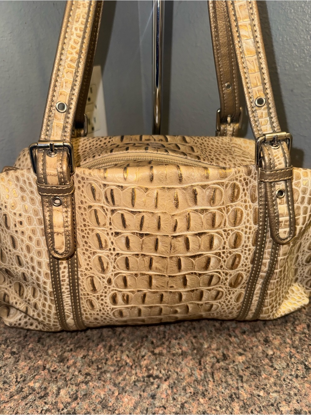 Sharif Croc-Embossed Shoulder Bag with pouch EUC - Picture 3 of 10